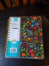 Pen + Gear Spiral January 2022 - December 2022 Weekly Planner - New