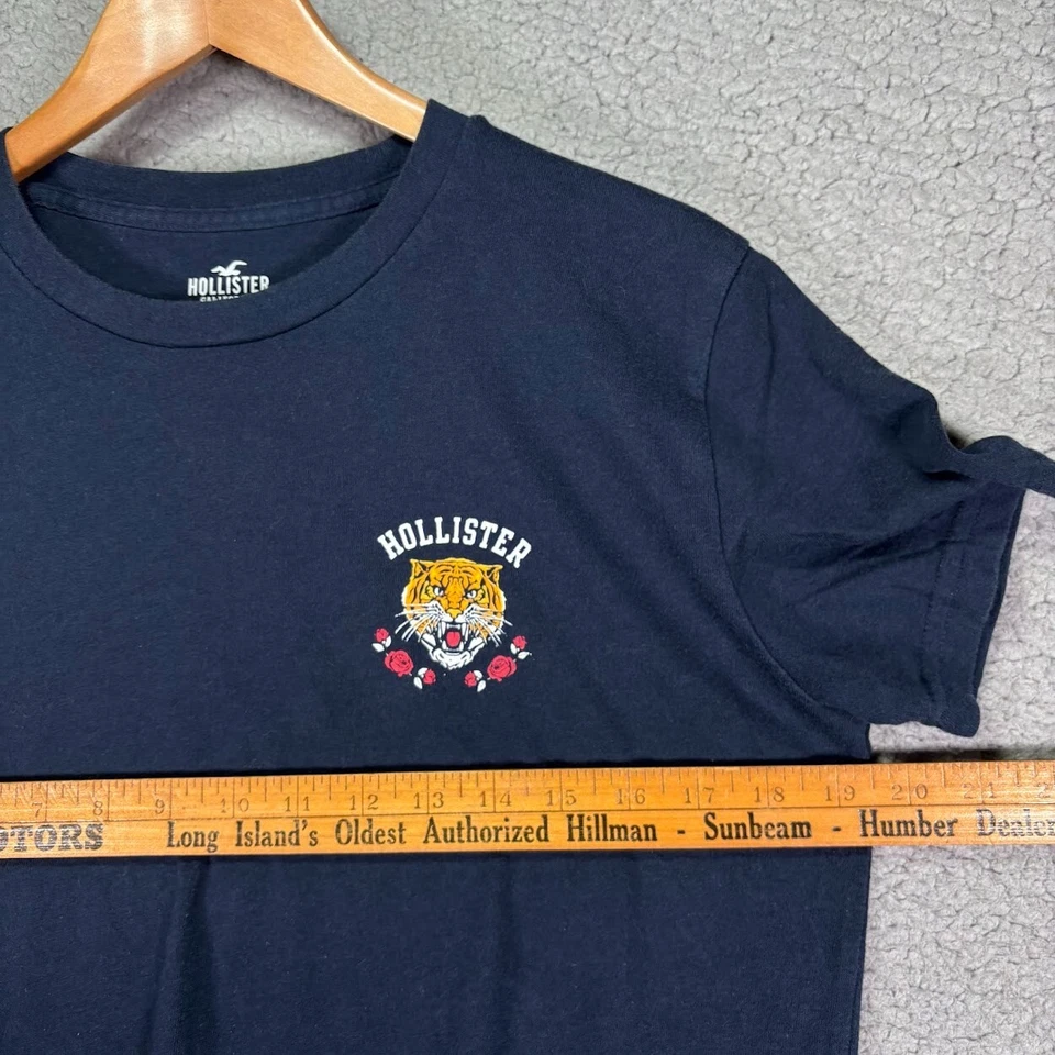 Hollister Mens Tiger T-shirt Short Sleeve Tee Size Small Navy Roses Y2K Calif - Image 4 of 4