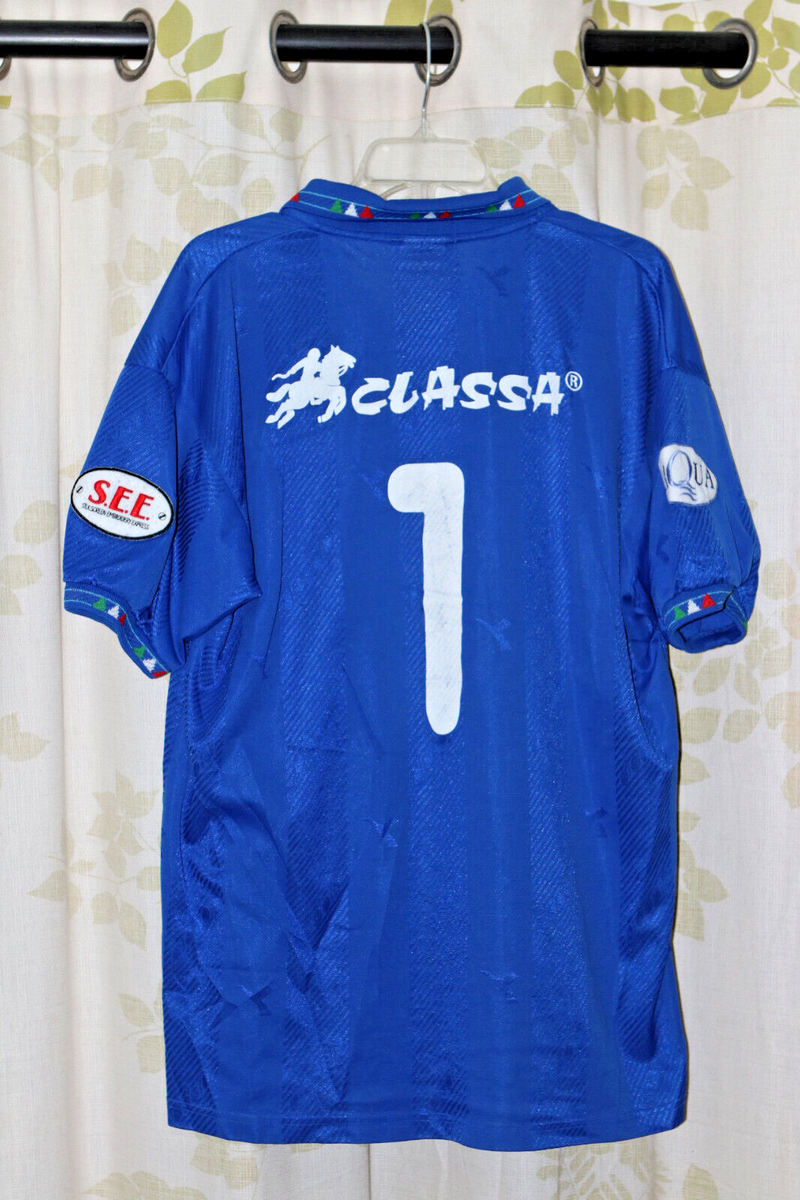 Vintage Hong Kong Sun Hei SC Diadora 1999 Match Worn #1 Player