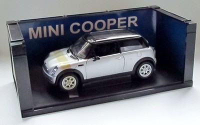 Autoart Performance BMW Mini Cooper Maßstab 1:18 - silber/schwarz