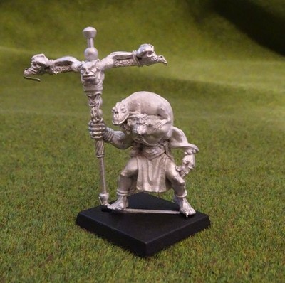 Fantasy Ork Feinguss Weißmetall 28mm Figuren Warhammer Old World, KoW, D&D C20