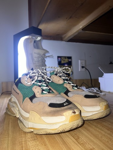 Balenciaga Triple S Colorblock Beige Green Black Low Top Lace-Up Men's Sneaker