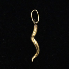 Ciondolo cornetto portafortuna in oro massiccio 18K vintage anni '60 Italia