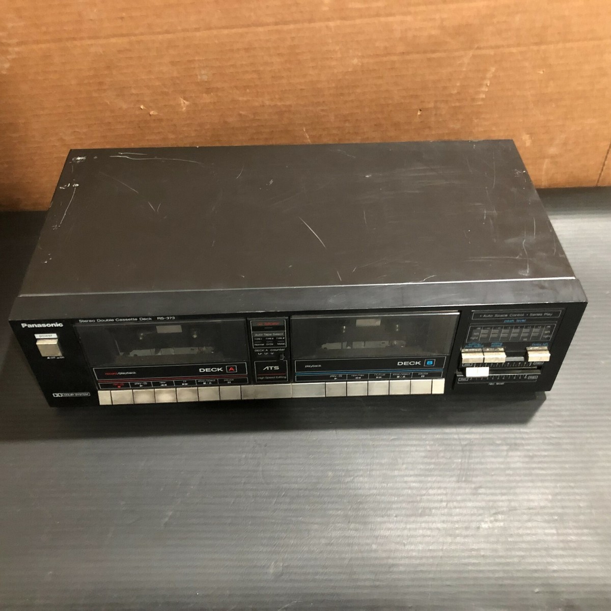 PANASONIC STEREO DOUBLE CASSETTE DECK 129 V 60Hz RS-373, FREE
