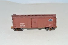 N Scale InterMountain 60702-01 New York Central NYC 157002 Weathered 40' Box Car
