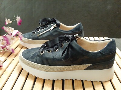VANELi Sport Quail Hidden Wedge Platform Sports Shoe Sneaker Blue Suede 9.5