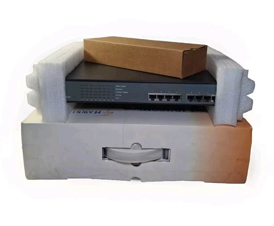 Hawking Technology 8-Port 10/100Mbps Auto-Negotiation Switch PN800ES Foto 3 de 4