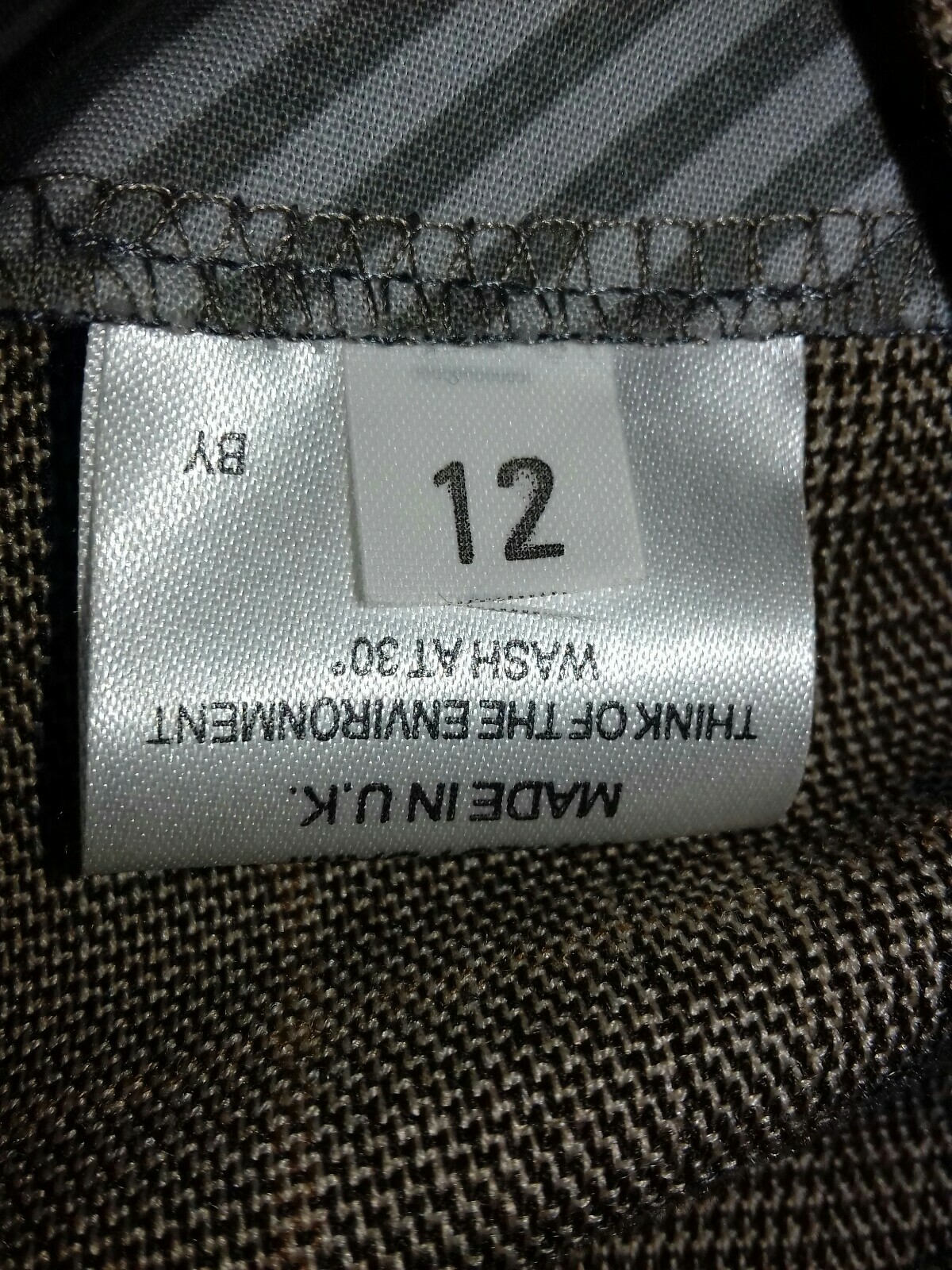 Picture 2 of 9