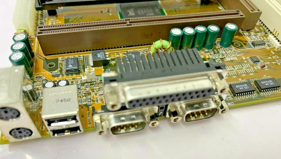 RARE VINTAGE ASUS P6LX-A+ REV 1.1A SLOT 1 ATX MOTHERBOARD 3 ISA 4 PCI AGP MBMX15 - Image 3 of 3