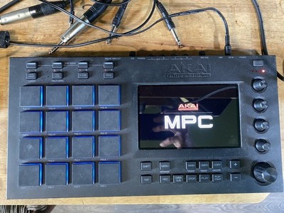 Akai Professional MPC Touch Sampler & Sequencer, 16 Pads, Touchscreen, Black