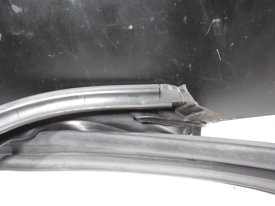 Sello tira meteorológica parabrisas 2307200078 03-12 Mercedes Benz R230 SL600 SL500 Foto 4 de 4