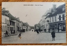 Arcis sur Aube - Rue de Troyes - Commerce Epicerie Mercerie Jules & Prieur, Mach
