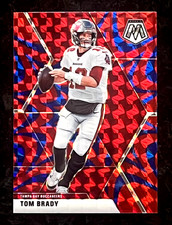 2020 Panini Mosaic Tom Brady Gold Fluorescent #135 card