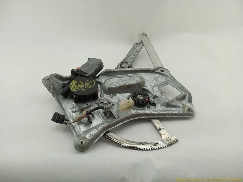 Регулятор левого переднего стекла с двигателем для BMW 735i E32 SEDAN 1988-1994 годов выпуска - Изображение 3 из 4