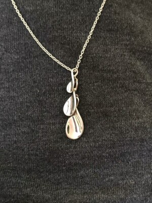 Kay Jewelers sterling silver Modest Tear drop dangle pendant