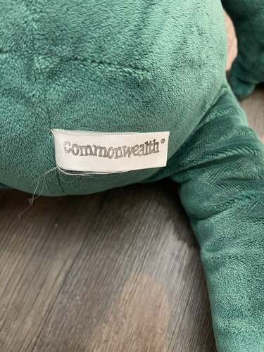 Peluche Commonwealth de 20 pulgadas - Imagen 4 de 6
