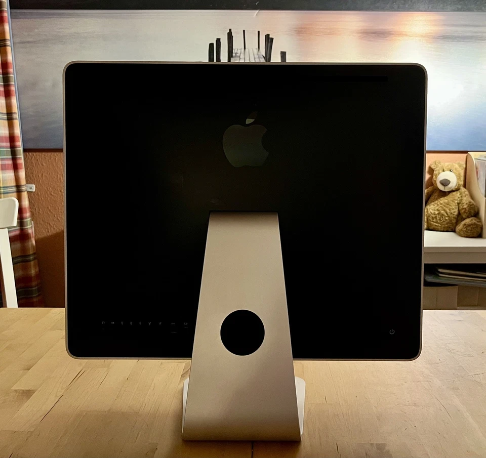 iMac 20" Model A1224 Typ MA876LL Core 2 Duo, 2 GHz, 2GB, 250GB iMac 7.1 - Bild 2 von 4