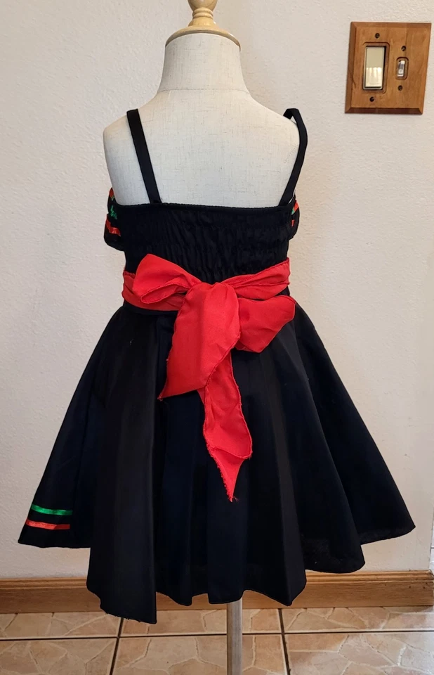 Vestido Niñas Viva México Flores Cactus Bordado Lentejuelas Foto 3 de 4