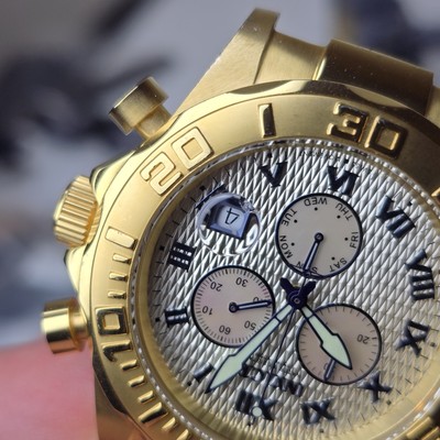 Invicta Sea Wizard Men display picture 3
