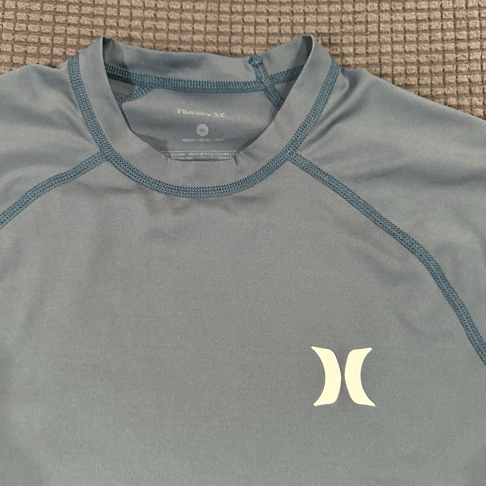 Hurley Mens Long Sleeve Rash Guard Surf Shirt Blue UPF 50 Swim Medium