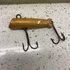 Rare Wood Fishing Lure Slant Nose