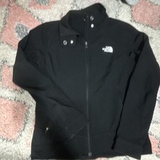 The North Face Women  s Black Full Zip Jacket, Regular Fit Short, Size M