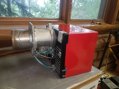 Riello 40 N750S   Natural Gas Burner , Control Valve and Regulator