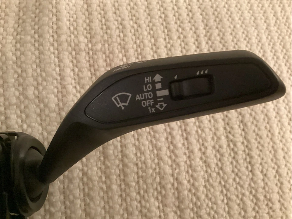 Interruptor combinado del volante Audi A4 2018 4MO 907 129 GK 0009 Foto 4 de 4