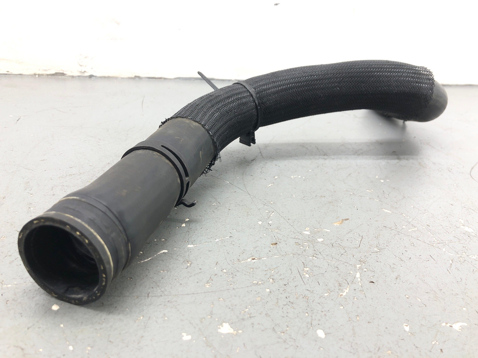 2020-2023 MCLAREN GT 4.0L ENGINE COOLANT MISC WATER HOSE LINE OEM 2021 2022