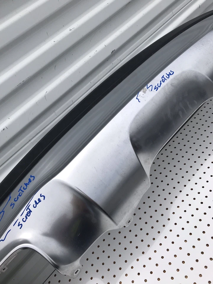 Mercedes Benz Gla250 Gla200 Gla180 2015 2016 2017 difusor trasero cenefa OEM Foto 4 de 4