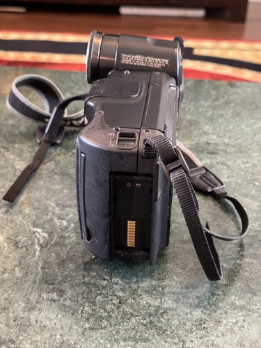 Sharp Hi8 ViewCam Video Camera VL-H410 - Picture 5 of 14