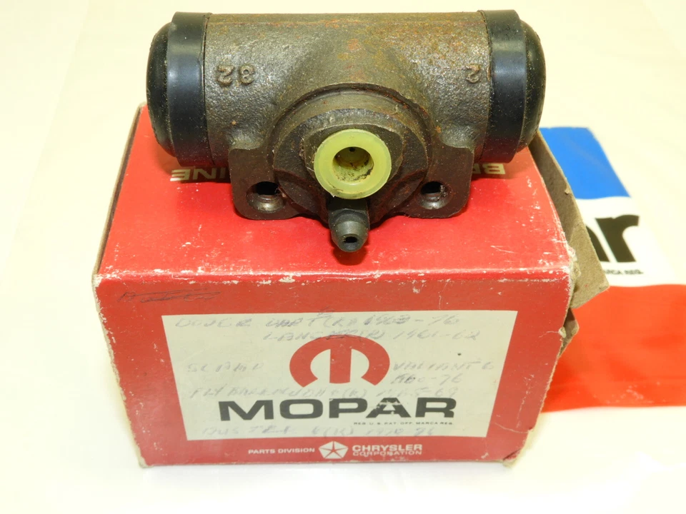 NOS MOPAR WHEEL BRAKE CYLINDER H 71206 DODGE PLYMOUTH DART LANCER DUSTER VALIANT Foto 4 de 4