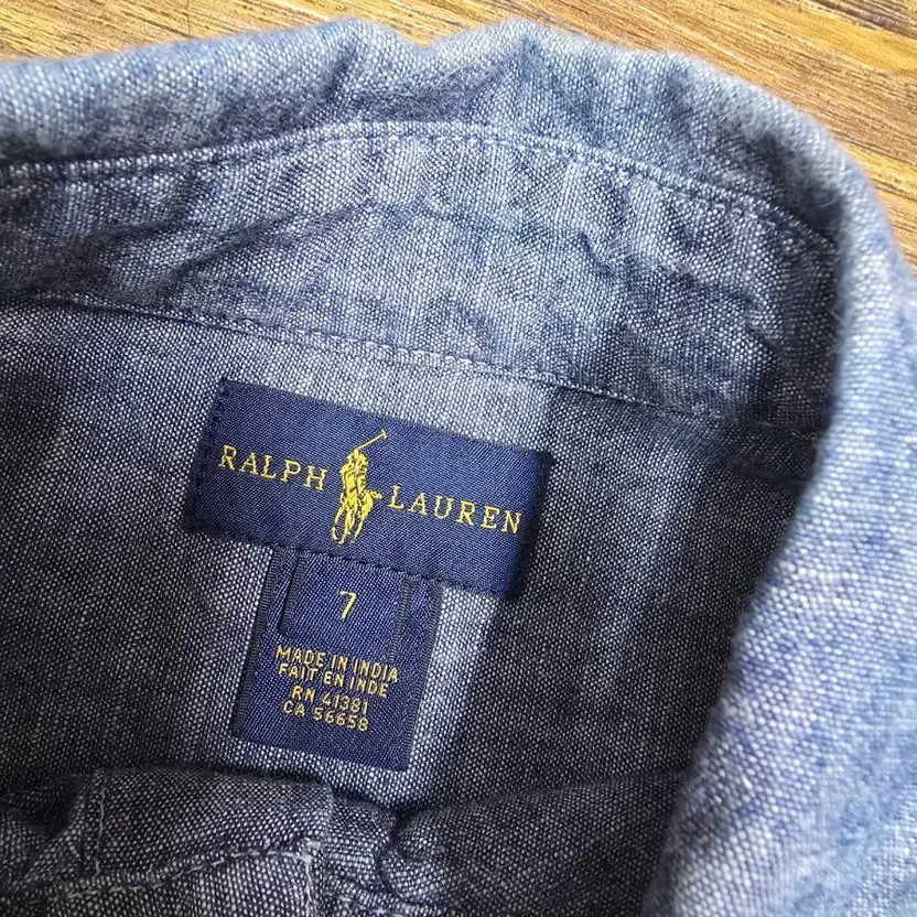 Polo Ralph Lauren Boys Blue Shirt Size 7 thumbnail 4