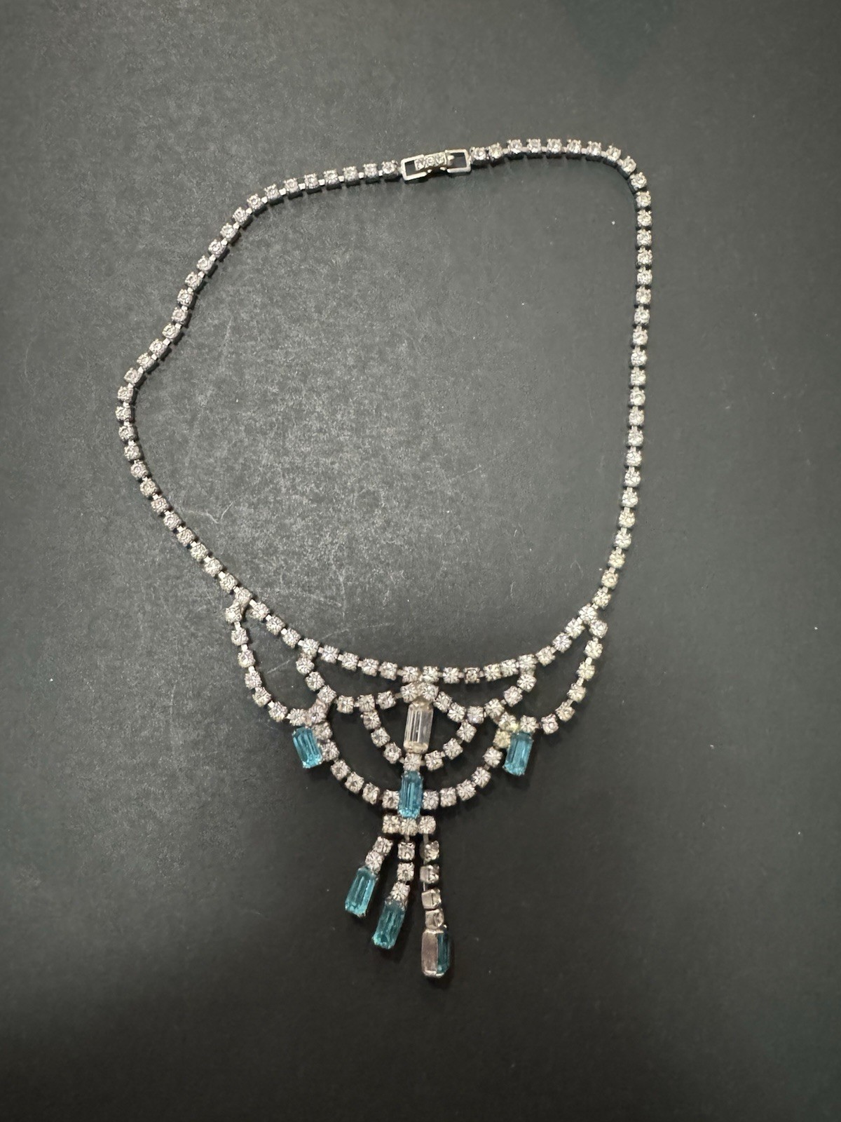 Vintage Prong Set Clear & Blue Rhinestones Collar Necklace