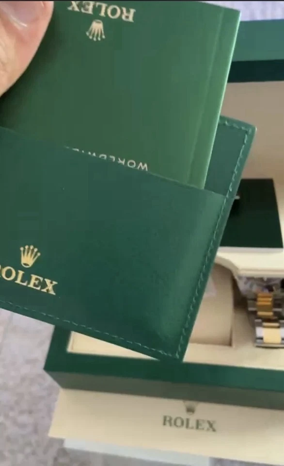 Rolex Submariner schwarzes Zifferblatt Herrenuhr - 124060, Foto 2 von 5