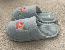 New Women's Embroidered Flower, Terry Slippers Light Blue Sz 9