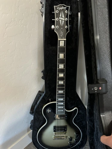 Epiphone Adam Jones 1979 Les Paul Custom Antique Silverburst