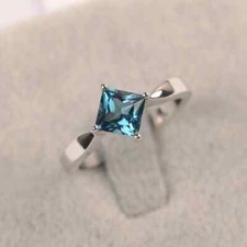 Beautiful London Blue Topaz Square Cut Gemstone 925 Sterling Silver Women Ring