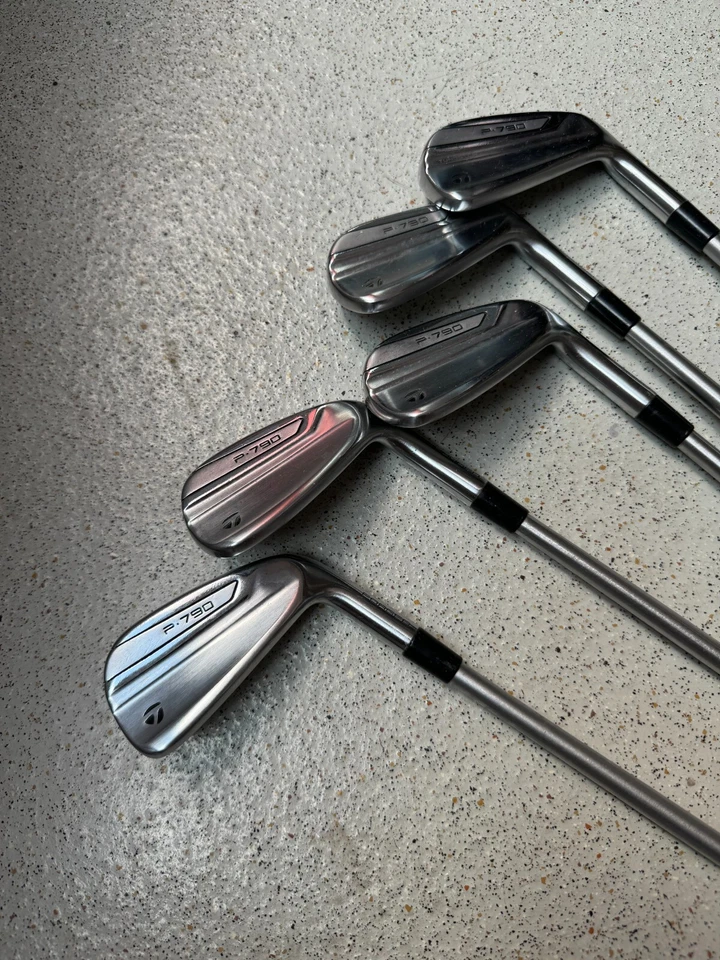 Taylormade P790 Eisensatz 6-PW C-Taper Light Shaft 108g Regular