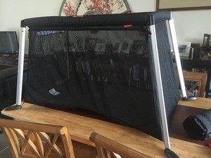 phil & teds traveller portacot