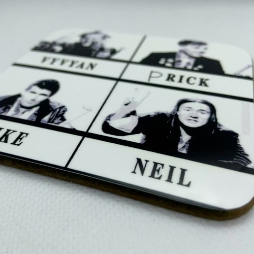 SCUMBAG COLLEGE - The Young Ones Coaster / Bar Mat - Resistente, Brillante, Original - Imagen 2 de 2