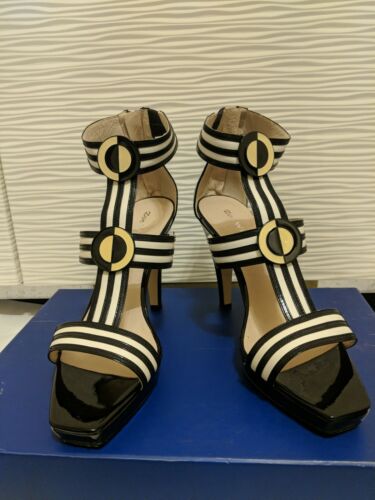 ZOE WITTNER Ladies Designer Black/White Patent Leather Heels size EU 39 - Picture 1 of 10