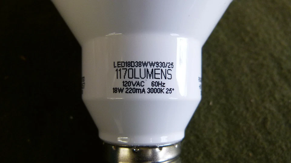 GE 31301 - Reveal LED Dimmable Flood Light Bulb LED18D38WW930/25 - Image 4 of 4