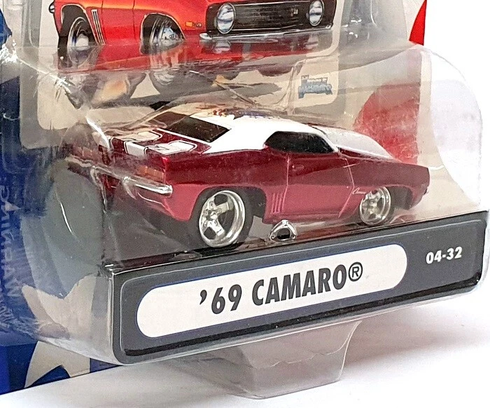 Muscle Machines 1/64 Scale 71161 04-32 - 1969 Chevrolet Camaro - Red/White - Image 3 of 4