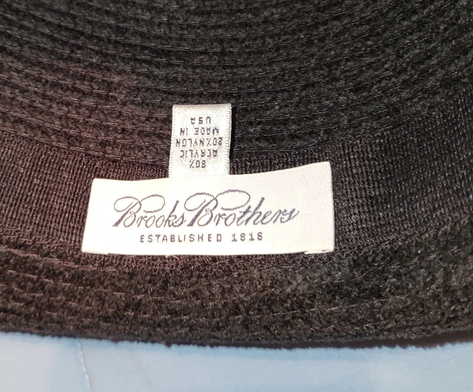Винтажная женская шапка Brooks Brothers акриловая черная. 22 дюйма круг. Энни Холл? - Изображение 3 из 4