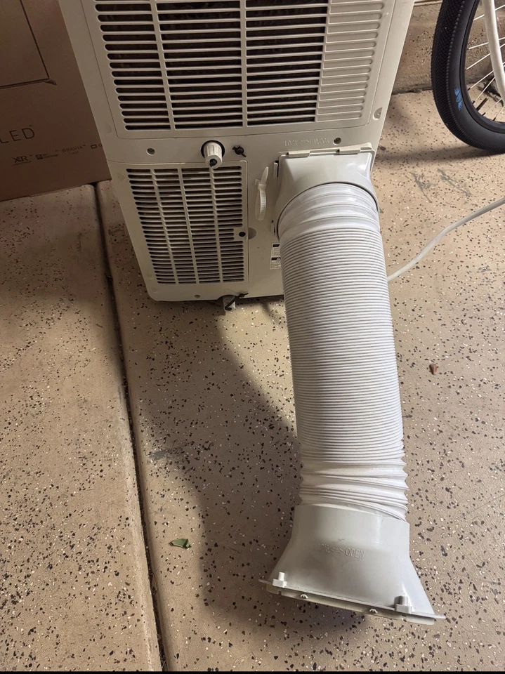 Aire acondicionado portátil LG LP0817WSR.AWYAOSH 8000 BTU - LP0817WSR Foto 3 de 4