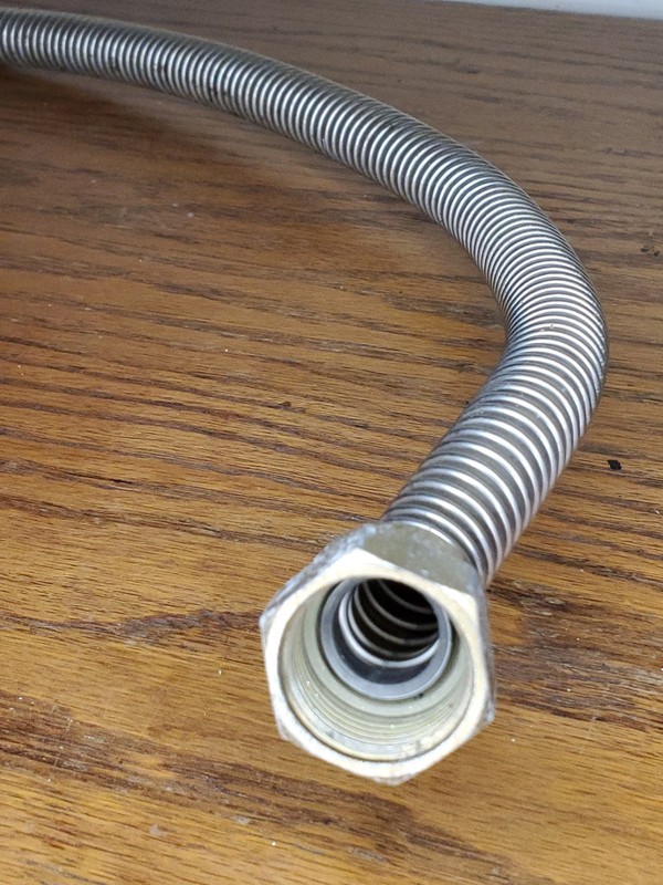 Dormont 30 Series 1650N 7/8"OD X 1/2" ID Gas Appliance Connector Hose 46"