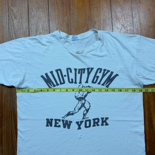 Vintage Mid City Gym New York City Shirt Adult Size Large Champion 70s - Picture 10 of 11