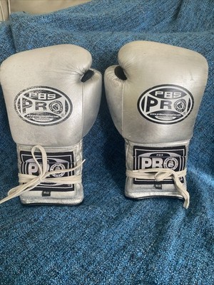 PBS Pro Boxing Supplies Silver 14 oz Professional Used Leather Boxing Gloves Nic
