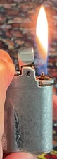 Vintage Ronson Starfire lighter / Serviced.